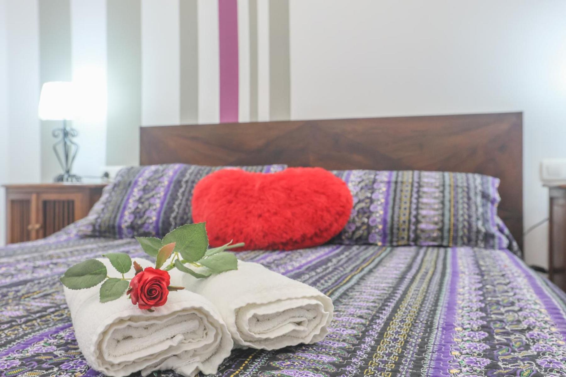 Galindo Center Premium Suites, Free Parking Seville Exterior photo